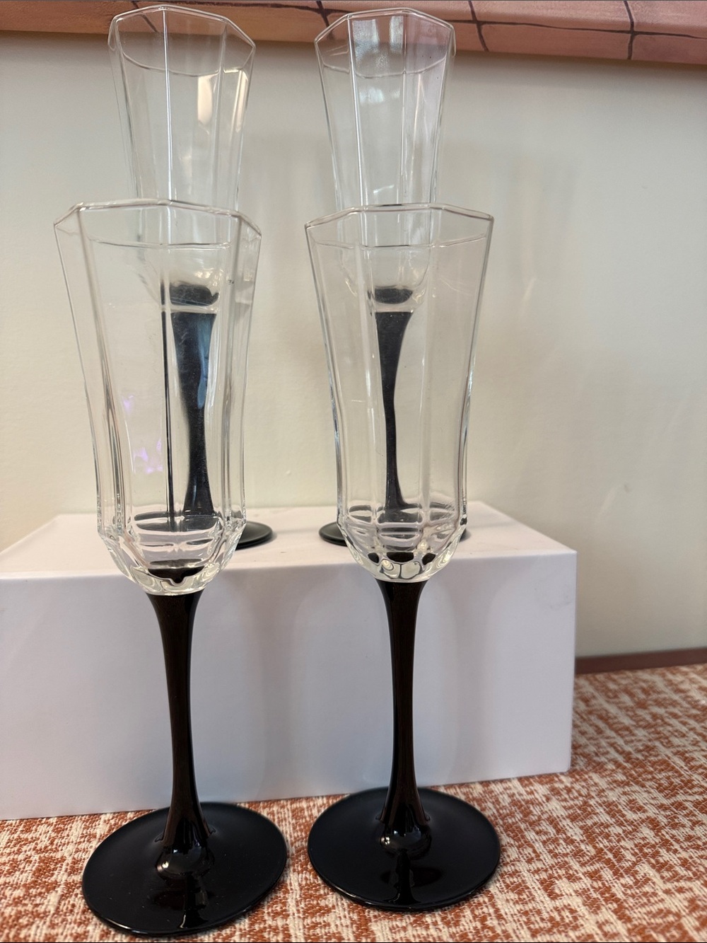 Vintage Luminarc Octime Black Stem Champagne Flutes set/4
